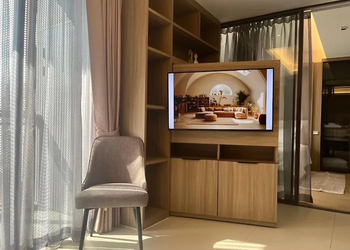 Circle 31 #1br *